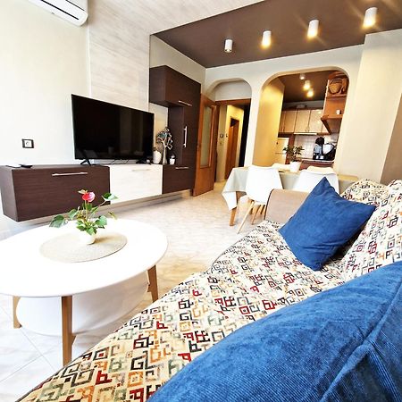 Central Apartment - Spacious Designer Property In Sztara Zagora Kültér fotó