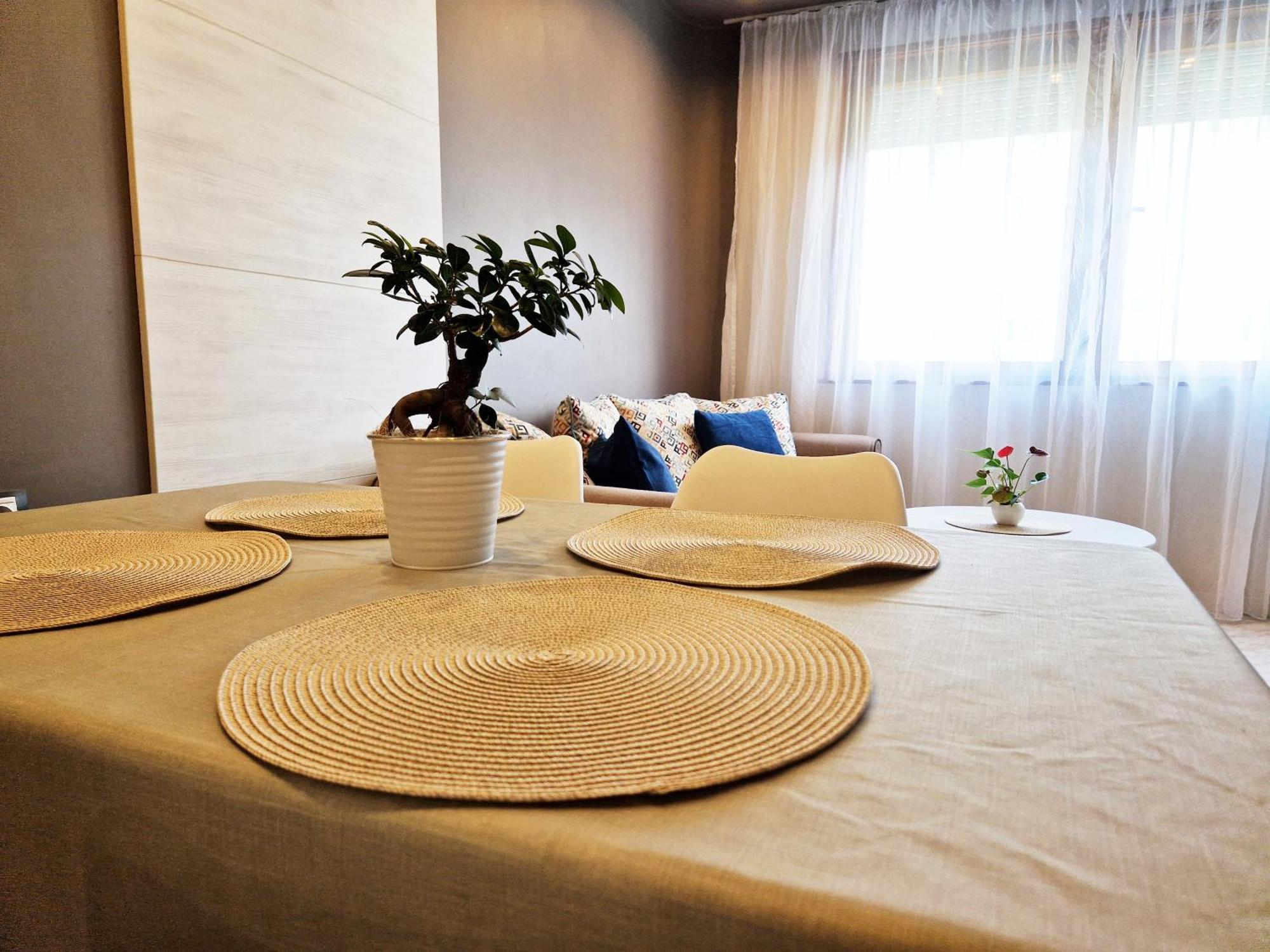 Central Apartment - Spacious Designer Property In Sztara Zagora Kültér fotó